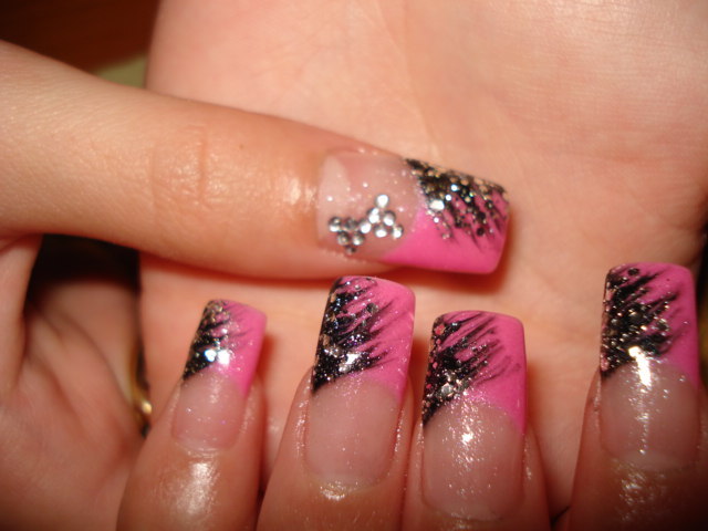 112 - unghii false cu model