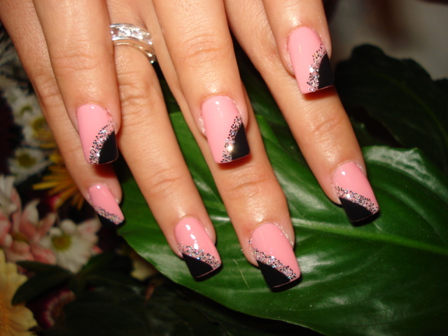 113 - unghii false cu model