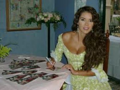 images (95) - Marlene Favela