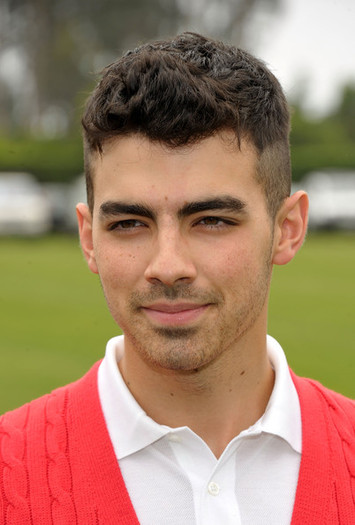 Joe+Jonas+Audi+Foundation+Polo+Challenge+Santa+-CXmWkBY5E4l