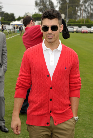 Joe+Jonas+Audi+Foundation+Polo+Challenge+Santa+VqcSLtGUWSNl