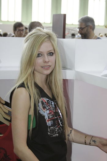 avril-lavigne-im-rockstyle - July 06 - Bread and Butter Berlin
