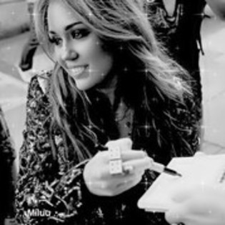  - 0 - Hey fans - Milush - 0