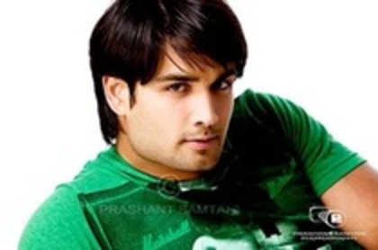 40965381_LZBLYZHKK - Vivian Dsena