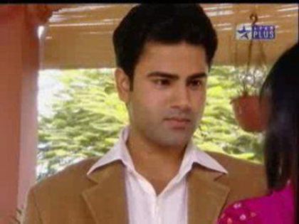 30401_124892970873990_121899731173314_231539_228185_n - xxAther Habib si Pooja Joshixx
