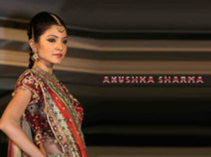 40821243_TEHLQIVGN - Anushka Sharma