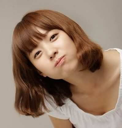 Bff-ul lui Jasmin/Denisa-Han Hyo Joo - O cenusereasa coreeana-Personaje