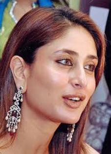 m - Kareena Kapoor