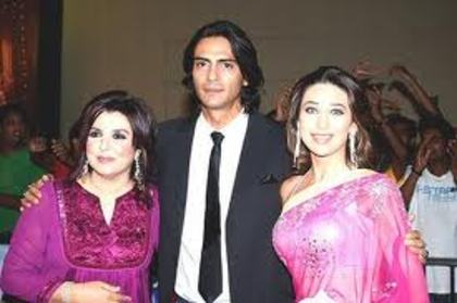 images (30) - Karisma Kapoor