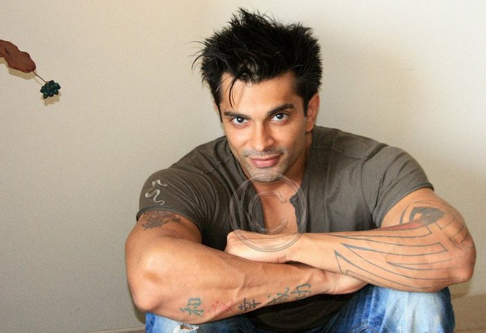 91Eej - Karan Singh Grover