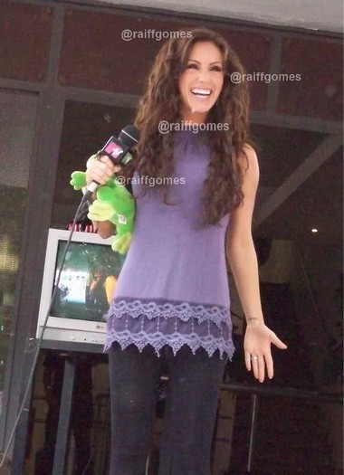 301j86t - dulce maria 3