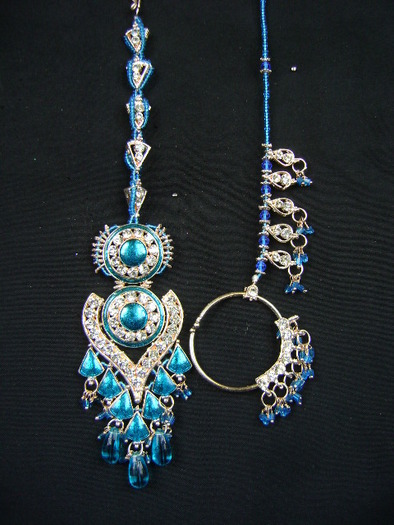 28023979 - bijuterii indiene