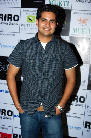 Karan_Mehra_2[1] - Naitik-Karan Mehra