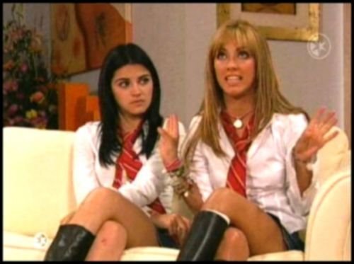 ATgAAAA2EvABll0vHKkJIieUzI3nVWCQ5wHnlkAxuL_qDxWstg4wtt6-bRy8Sfh26SDODu6em678m6_sv_WGhrqjGFkyAJtU9VAz - 00 Mia Colucci si Lupita Fernandez