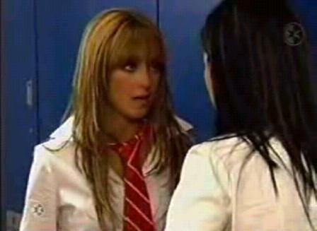 cebf1af83ff9f085ba2c8da351e86730 - 00 Mia Colucci si Lupita Fernandez