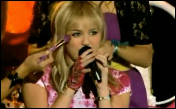 bscap0045 - Hannah Montana Super Girl Video