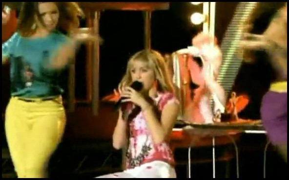 bscap0050 - Hannah Montana Super Girl Video
