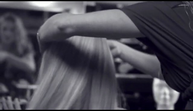bscap0030 - Hannah Montana Ordinary Girl Video