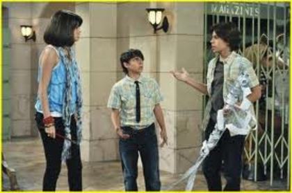 Magicienii din Waverly Place - Magicienii din Waverly Place