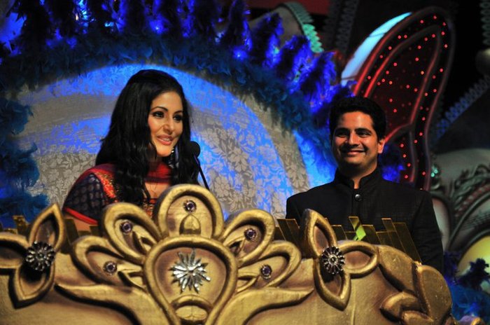 267530_235505726479380_121899731173314_950857_296694_n