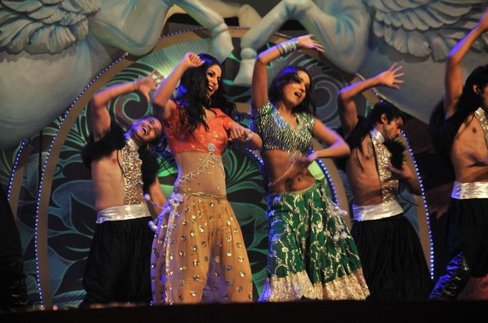 270885_235505826479370_121899731173314_950862_1103360_n - HINA KHAN AND KARAN MEHRA-AKSHARA AND NAITIK