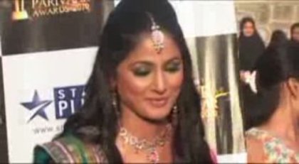 31651_126551414041479_121899731173314_242341_4756966_n - Star parivar Awards 2010-red carpet