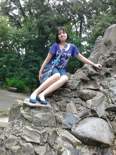Pe pietrele din parc