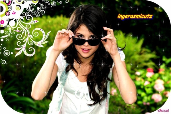 0083740639 - album glitery selly
