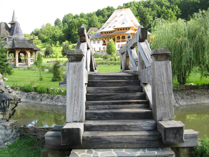 Podet de lemn..Barsana - Manastirea Barsana