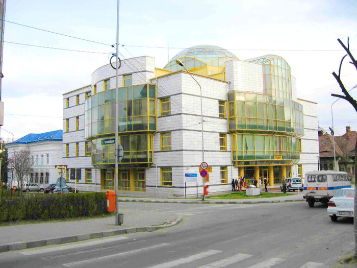 Biblioteca - Ramnicu Valcea