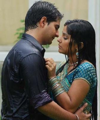 hinakaran1[1] - Akshara-Hina Khan