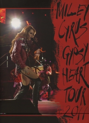 normal_0021 - Gypsy Heart Tour Cool Scans