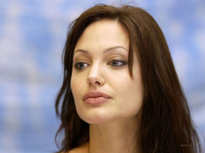 Angelina Jolie (357)