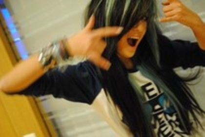 41670687_KTYNTGDTD; emo meeee
