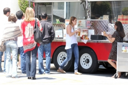 normal_009 - At a trendy food truck with Tish in Culver City