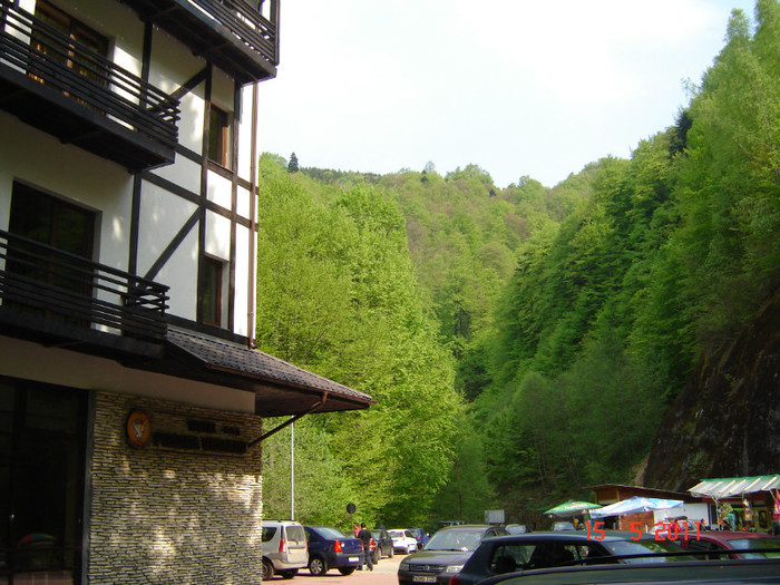 DSC00134 - Dans Pitesti si excursiea de la lacul Vidraru 2011