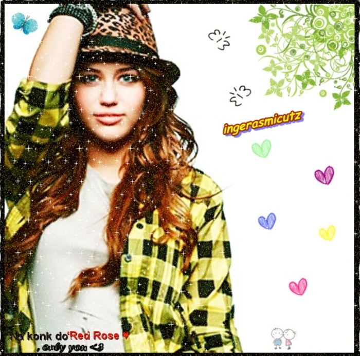 0066949733 - mileyblogpozeglittery