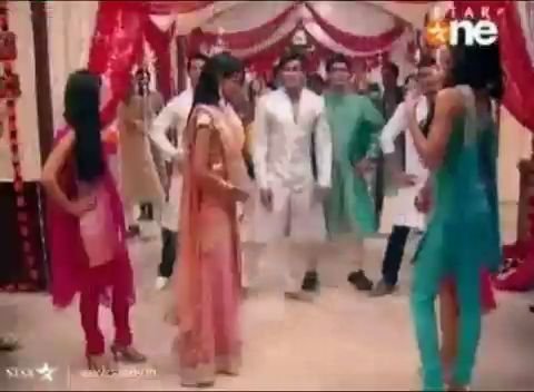 205430_200597513313730_100000904488139_535846_1471510_n - dill mill gayye 2