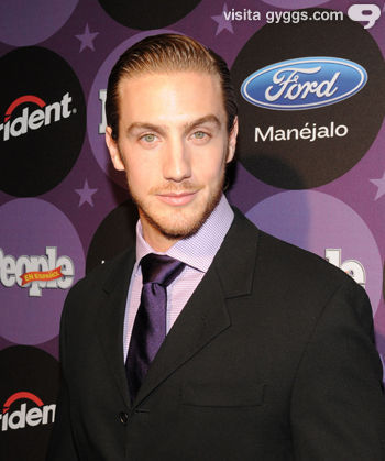 600x600_861af5c9-351b-6ea8-6764-874332b2b000 - Eugenio Siller