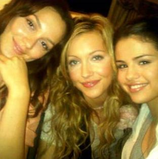 selena-gomez-leighton-meester-katie-cassidy-monte-carlo
