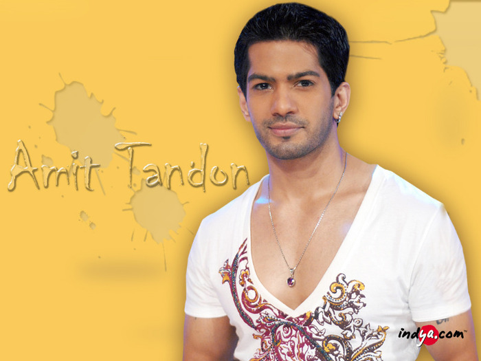 40554635_HTAIBYAQU - Amit Tandon