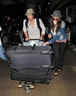 dobrev_eyeprime_113 - Ian si Nina in aeroportul din Los Angeles