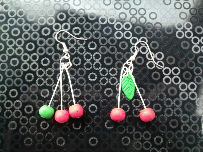 IMG2643; cercei fimo cirese
