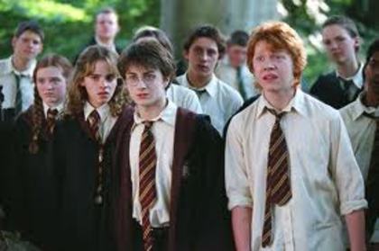 009 - Harry Potter si Prizonierul din Azkaban 2004