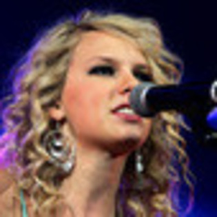 taylor-swift-683656l-thumbnail_gallery - poze cu Taylor swift