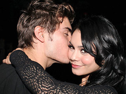 Zac-Efron-Vanessa-Hudgens - zac efron and vanessa hudgens 2010