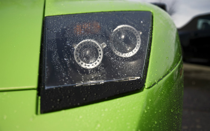 196