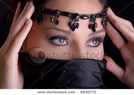 stock-photo-sensual-female-eyes-arabic-style-6639772