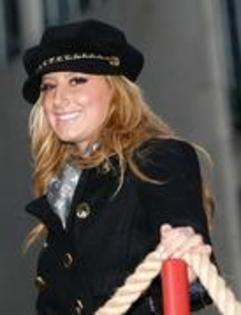 28634076_CORASNKCT - ashley tisdale