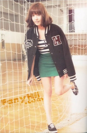 Tiffany Hwang Mi Young, member of Girls Generation (77)